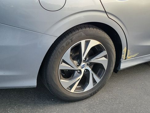 Used 2023 Subaru Legacy Premium image 4