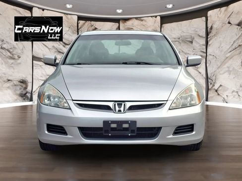 Used 2007 Honda Accord LX image 2