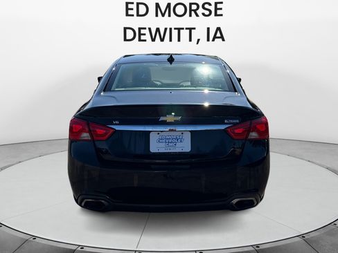 Used 2017 Chevrolet Impala Premier w/ Enhanced Convenience Package FWD image 4