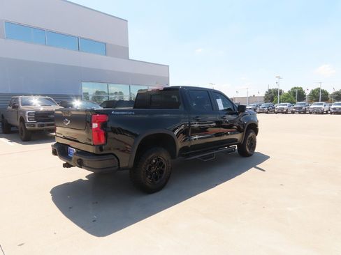 Used 2026 Chevrolet Silverado 1500 ZR2 w/ ZR2 Bison Edition AWD/4WD image 9