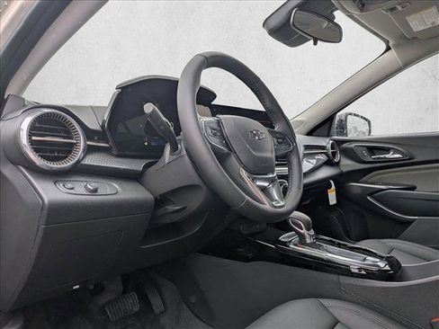 New 2026 Chevrolet Trax ACTIV w/ Sunroof Package image 9