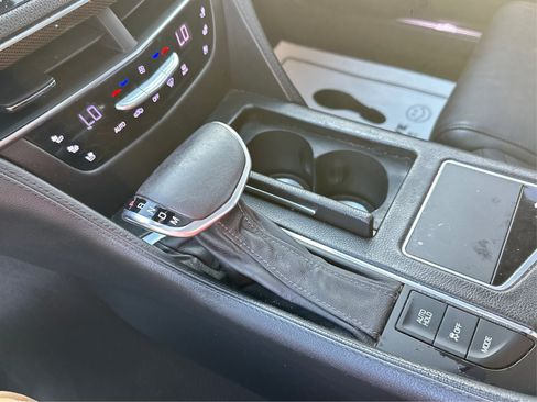 Used 2018 Cadillac CT6 Luxury AWD/4WD image 20