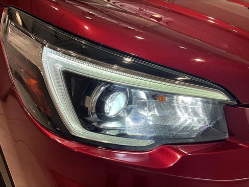Used 2020 Subaru Forester Touring AWD/4WD image 32