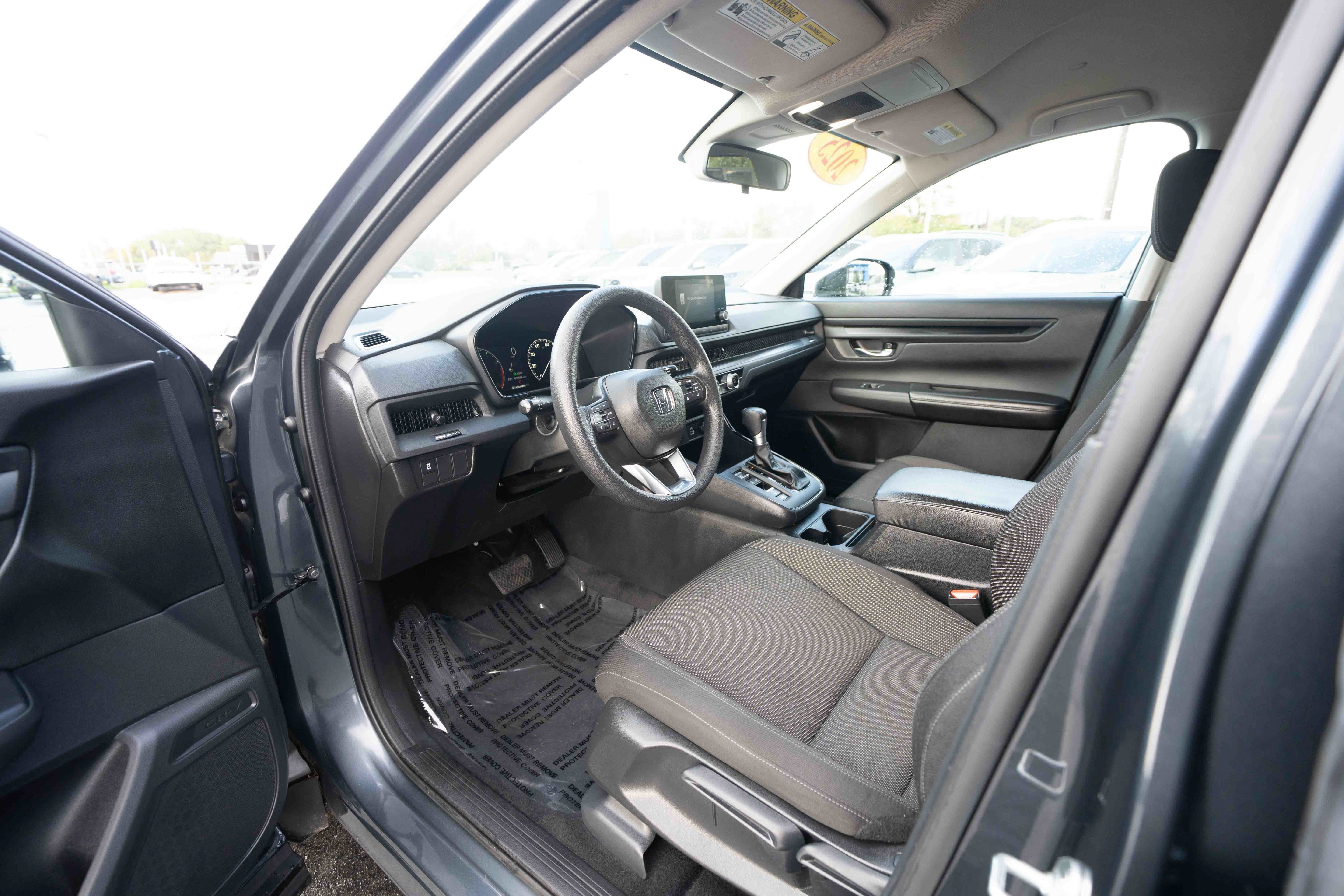Used 2025 Honda CR-V LX image 8