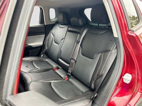 Certified 2022 Jeep Compass 4WD image 21