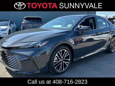 Used 2026 Toyota Camry XLE image 1