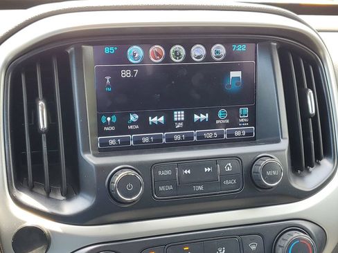 Used 2018 Chevrolet Colorado LT w/ Redline Special Edition AWD/4WD image 22