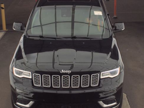 Used 2018 Jeep Grand Cherokee Summit w/ Platinum Series Group AWD/4WD image 8