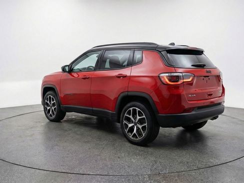 Used 2025 Jeep Compass Limited AWD/4WD image 6