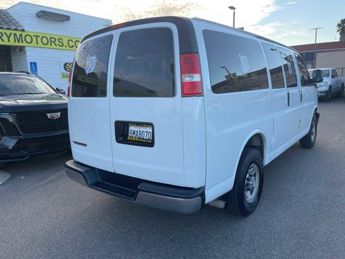 Used 2020 Chevrolet Express 2500 LT w/ LT Preferred Equipment Group image 3