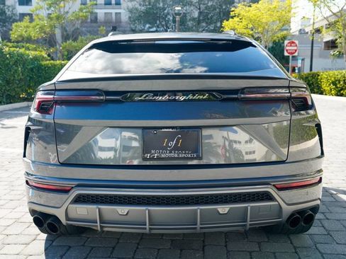 Used 2019 Lamborghini Urus AWD/4WD image 25