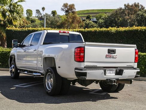 Used 2015 GMC Sierra 3500 Denali w/ Duramax Plus Package AWD/4WD image 4