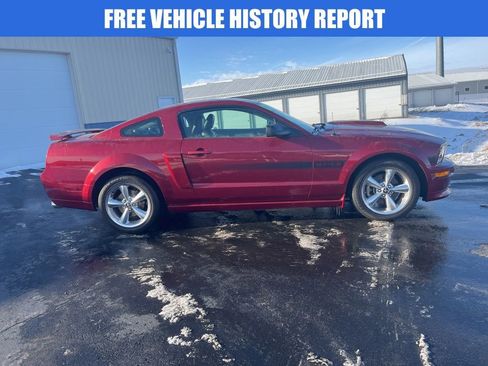 Used 2007 Ford Mustang GT Premium image 3