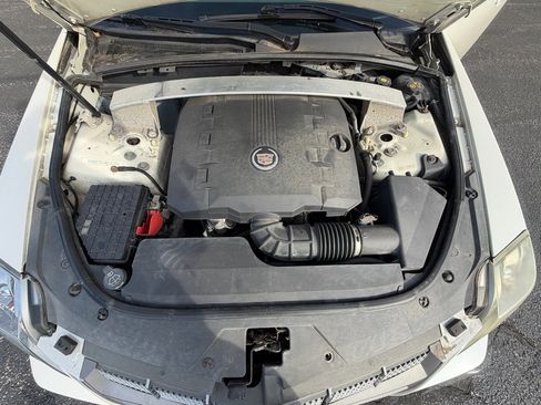 Used 2010 Cadillac CTS Luxury image 18