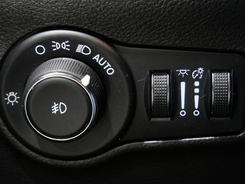 Used 2022 Jeep Compass Trailhawk w/ Trailhawk Elite Group AWD/4WD image 15