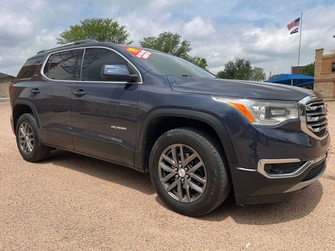 Used 2019 GMC Acadia SLT AWD/4WD image 1