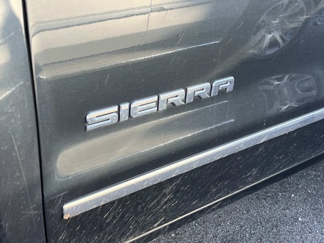 Used 2018 GMC Sierra 1500 SLT AWD/4WD image 10
