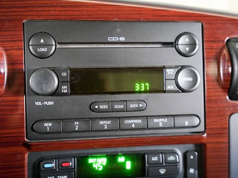 Used 2005 Ford F350 4x4 Crew Cab DRW Super Duty image 20