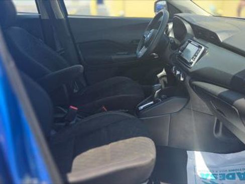 Used 2021 Nissan Kicks S FWD image 19