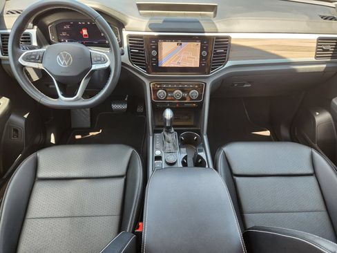 Used 2023 Volkswagen Atlas SEL AWD/4WD image 5