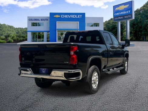 Certified 2022 Chevrolet Silverado 2500 LTZ w/ LTZ Plus Package AWD/4WD image 6