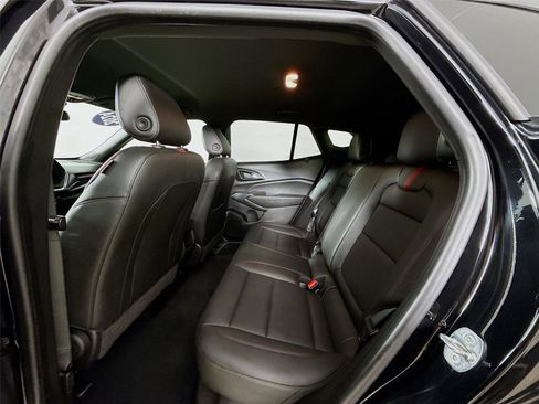 Used 2024 Chevrolet Trax RS w/ Driver Confidence Package image 24