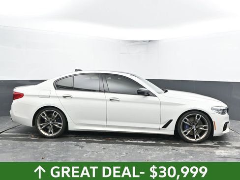 Used 2018 BMW M550i xDrive image 12