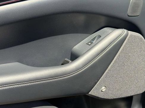 Certified 2021 Ford Mustang Mach-E Premium RWD image 18