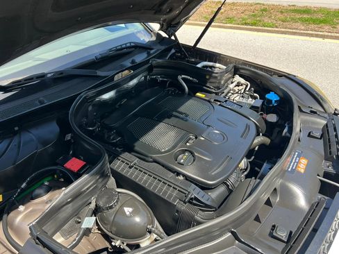 Used 2015 Mercedes-Benz GLK 350 2WD image 49