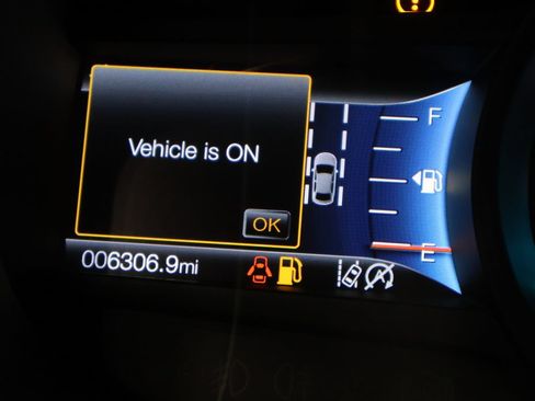 Used 2024 Ford Edge Titanium AWD/4WD image 8
