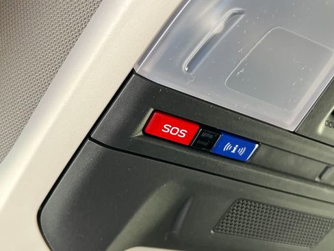 New 2026 Subaru Crosstrek 2.5i Limited AWD/4WD image 34