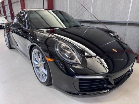 Used 2019 Porsche 911 Carrera image 36