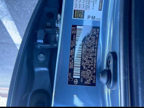 Used 2022 Toyota Corolla SE image 5