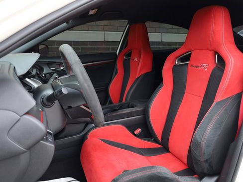 Used 2020 Honda Civic Type R image 19