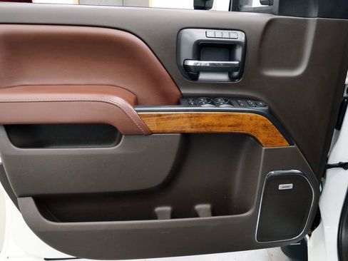 Used 2015 Chevrolet Silverado 3500 High Country w/ Duramax Plus Package image 13