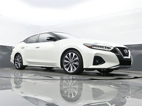 Used 2023 Nissan Maxima Platinum w/ Sport Mat Group image 28