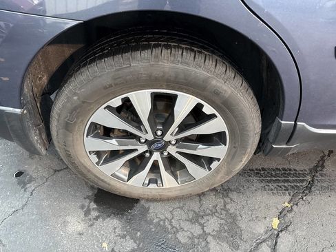 Used 2016 Subaru Outback 2.5i Limited image 52