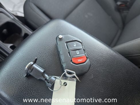 Used 2020 Jeep Wrangler Unlimited Sport S AWD/4WD image 27