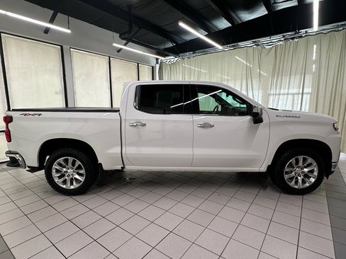 Used 2020 Chevrolet Silverado 1500 LTZ w/ LTZ Premium Package image 5