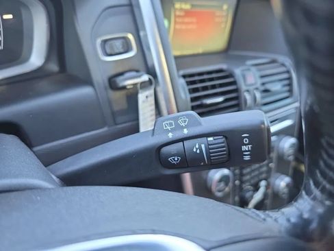 Used 2015 Volvo XC60 T5 Premier FWD image 22