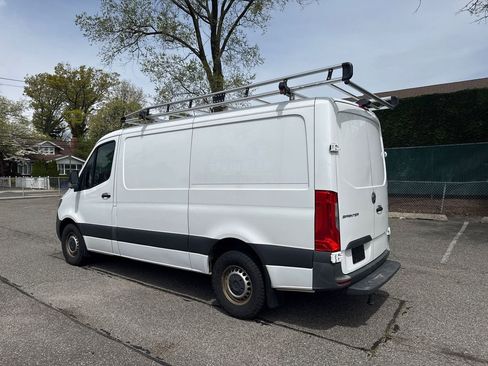Used 2023 Mercedes-Benz Sprinter 2500 image 4