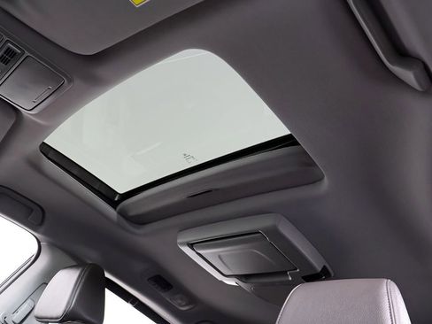 Used 2019 Honda Odyssey Elite image 39