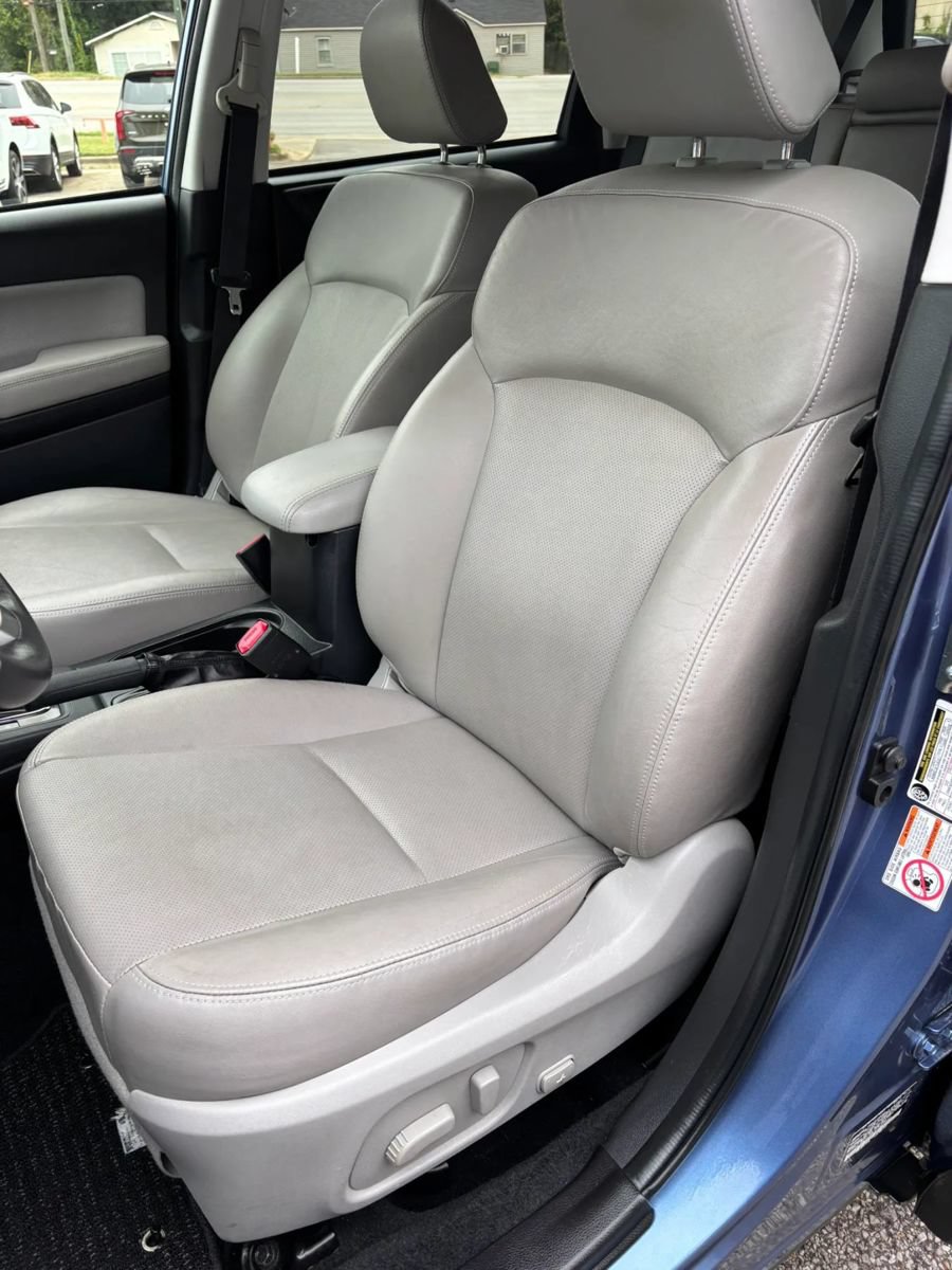 Used 2015 Subaru Forester 2.5i Touring w/ Eyesight & Navigation System AWD/4WD image 13