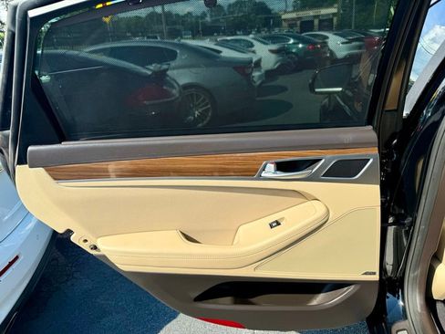 Used 2016 Hyundai Genesis 3.8 w/ Option Group 02 RWD image 33