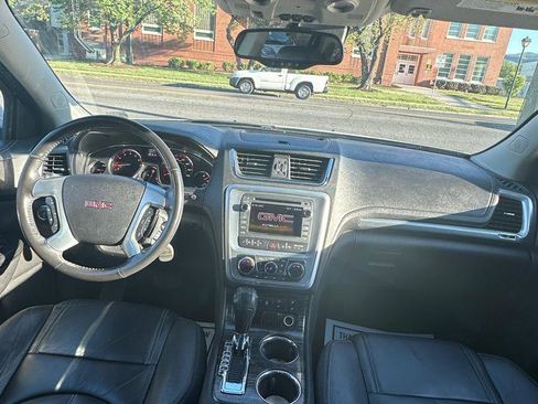 Used 2017 GMC Acadia Limited SLT image 29