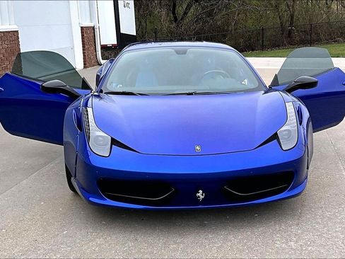 Used 2015 Ferrari 458 Italia Coupe RWD image 36