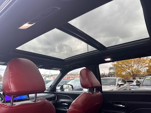 Used 2024 Toyota Grand Highlander AWD Hybrid image 36