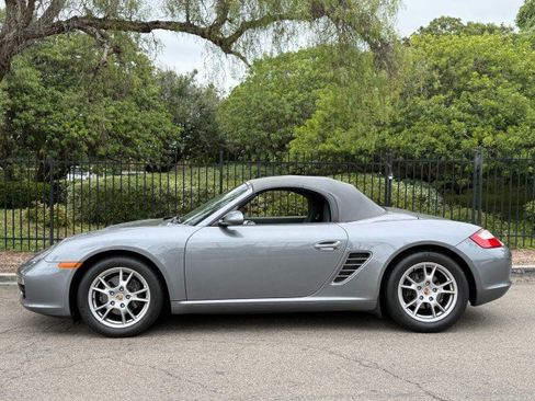 Used 2005 Porsche Boxster RWD image 2