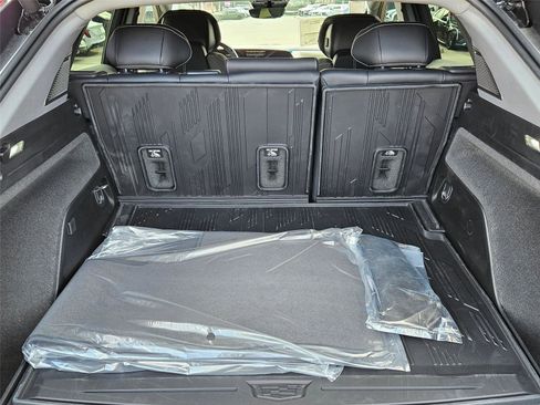 New 2026 Cadillac Optiq Sport 1 w/ LPO, Floor Liner Package AWD/4WD image 27