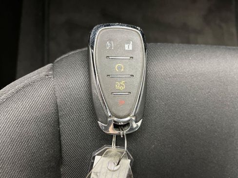 Used 2016 Chevrolet Malibu LT FWD image 24